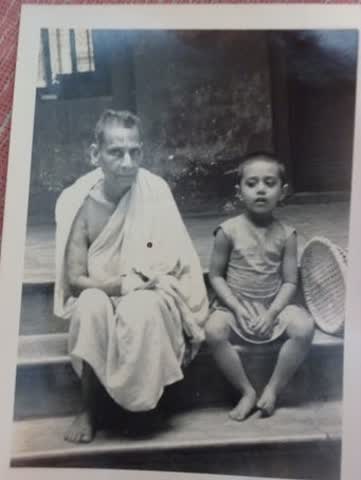 Sarayu Bala Sadhu with Uma Didi's niece Bishakha
